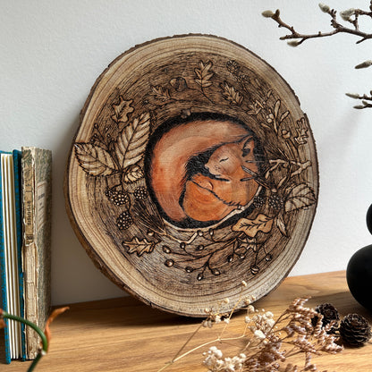Original | Eichhörnchen im Nest - Holzkunst (ca. 33 cm Ø)